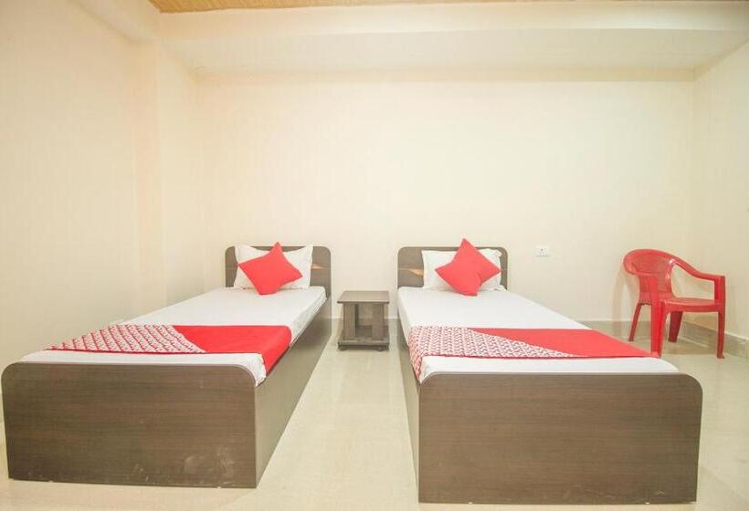 اتاق لوکس سه تخته, Oyo 67708 Brikcha Mukhia Home Stay