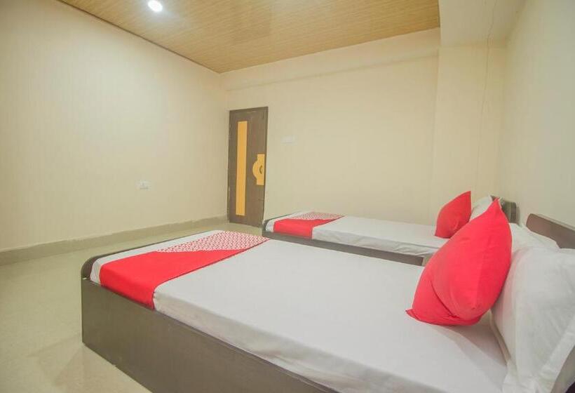 اتاق لوکس سه تخته, Oyo 67708 Brikcha Mukhia Home Stay