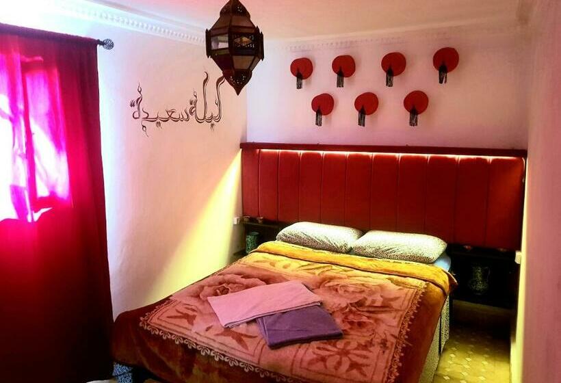 اتاق استاندارد, The Riad Hostel Tangier