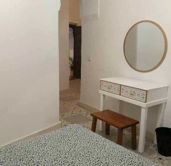 Номер Стандарт, The Riad Hostel Tangier