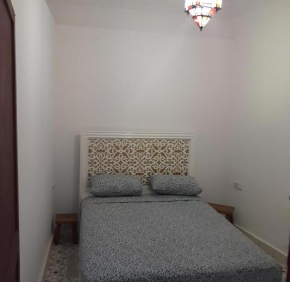 اتاق استاندارد, The Riad Hostel Tangier