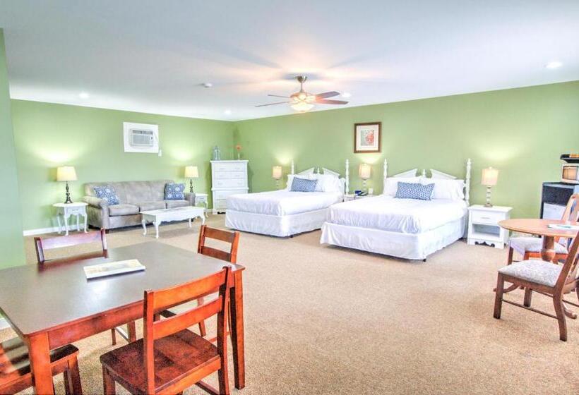 Номер Deluxe, East Shore Lodging