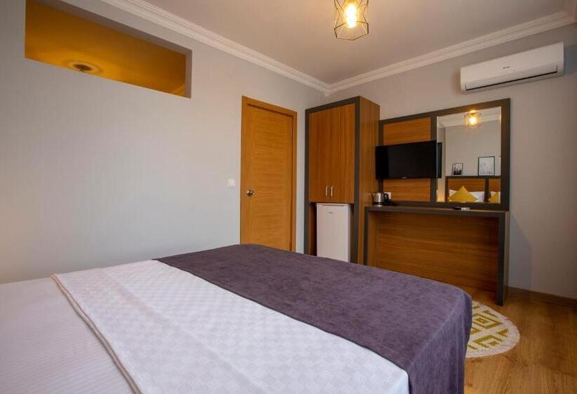 Camera Familiare, Business Hotel Antalya