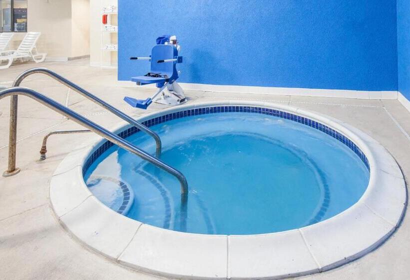Стандартный Номер Кровать Кинг, Days Inn By Wyndham Miami