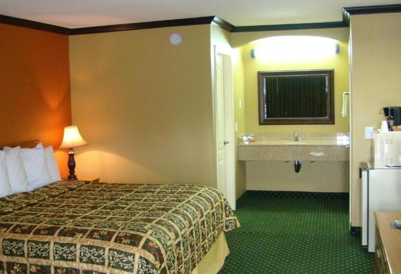 带大床的豪华间, Sunset Inn Lake Oroville