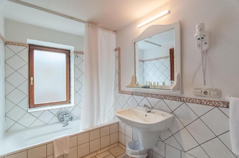 Стандартный Номер Кровать Кинг, Travelodge By Wyndham Bay Shore Long Island