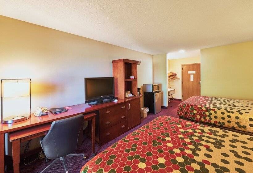 Номер Стандарт 2 Двуспальные Кровати, Econo Lodge
