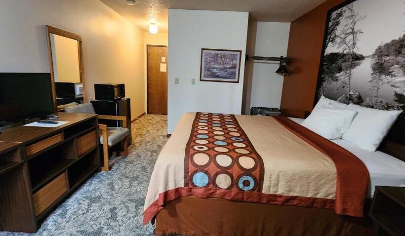 스탠다드 룸 킹사이즈 침대, Iron Mountain Inn & Suites