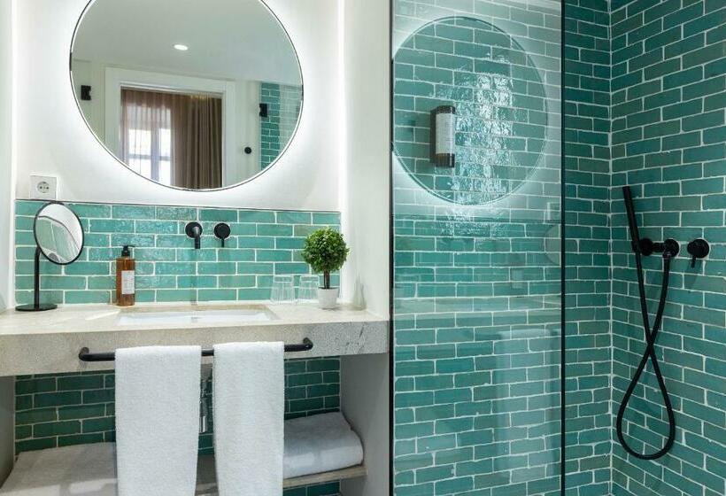 استودیوی لوکس, Samaritana Suites