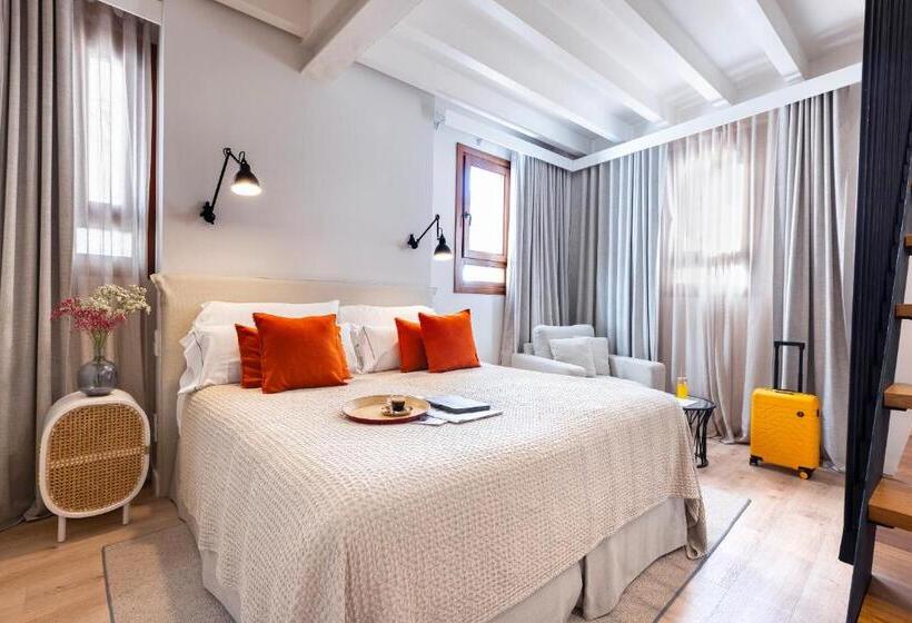 سوییت دوبلکس, Samaritana Suites