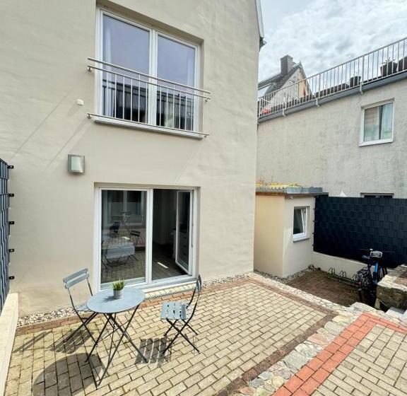 Standard Triple Room with Terrace, Altstadtpension Rostock