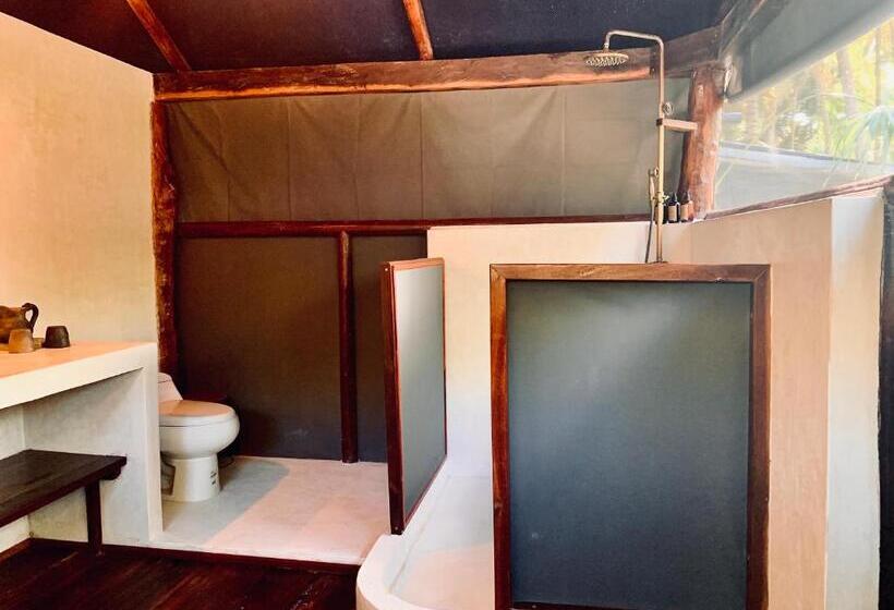 Bungalow Deluxe, Libelula Tulum Beachfront