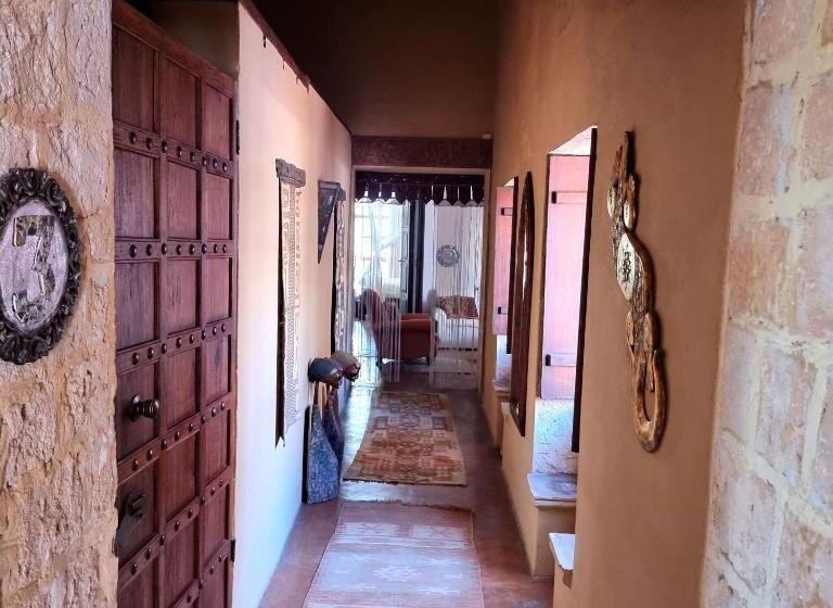 اتاق لوکس با بالکن و چشم‌انداز دریا, Terraço Das Quitandas Design Accommodation Al