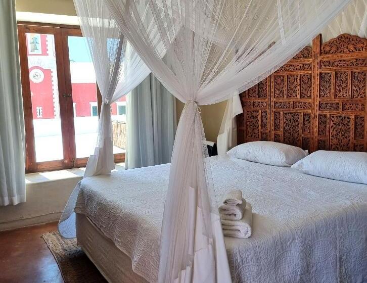 اتاق لوکس با بالکن و چشم‌انداز دریا, Terraço Das Quitandas Design Accommodation Al