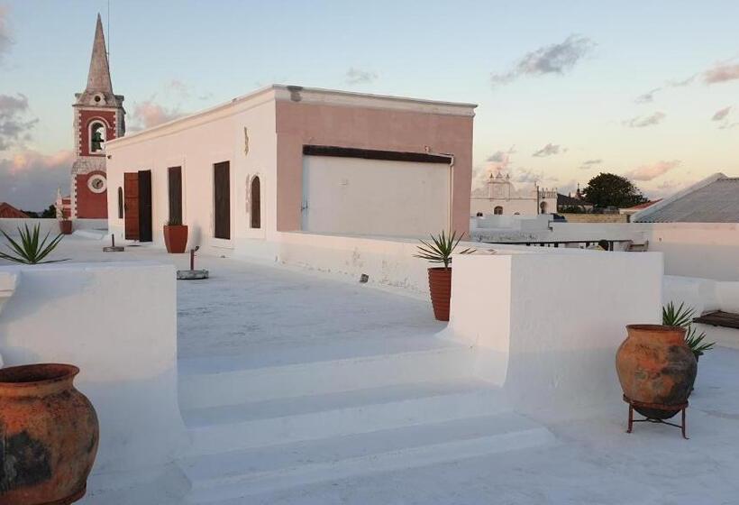 اتاق لوکس با بالکن و چشم‌انداز دریا, Terraço Das Quitandas Design Accommodation Al