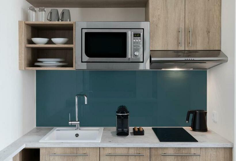 آپارتمان 1 خوابه, Stellaris Apartment