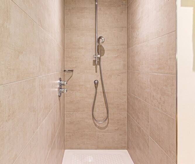 آپارتمان سوپریور 1 خوابه, Stellaris Apartment