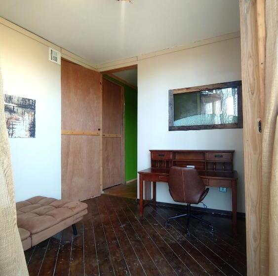 Шале 1 Спальня, Lost River Hostel