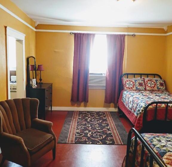 Люкс Повышенной Комфортности, Historic Whiting Hotel Suites