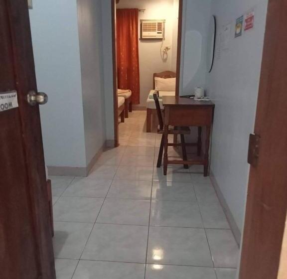 Quarto Quádruplo Estandar, Anang Balay Turista