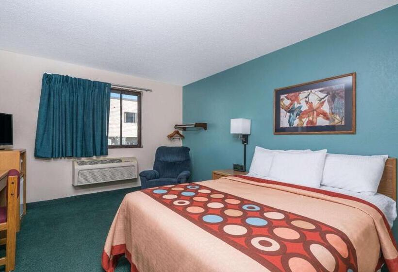 חדר סטנדרט מותאם לאדם עם מוגבלויות, Super 8 By Wyndham Baxter/brainerd Area