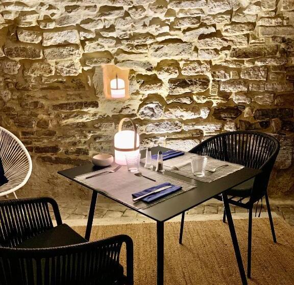 디럭스 스위트 킹 침대, La Maison Des Vendangeurs   Table D Hôtes Le Soir Du Jeudi Au Dimanche  Jacuzzi   Balnéo Spa   Acces