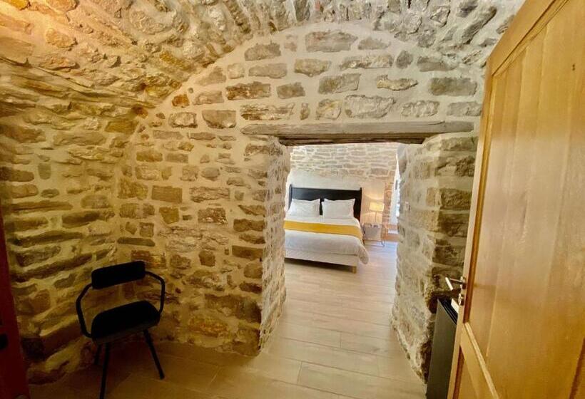 자쿠지 스위트, La Maison Des Vendangeurs   Table D Hôtes Le Soir Du Jeudi Au Dimanche  Jacuzzi   Balnéo Spa   Acces