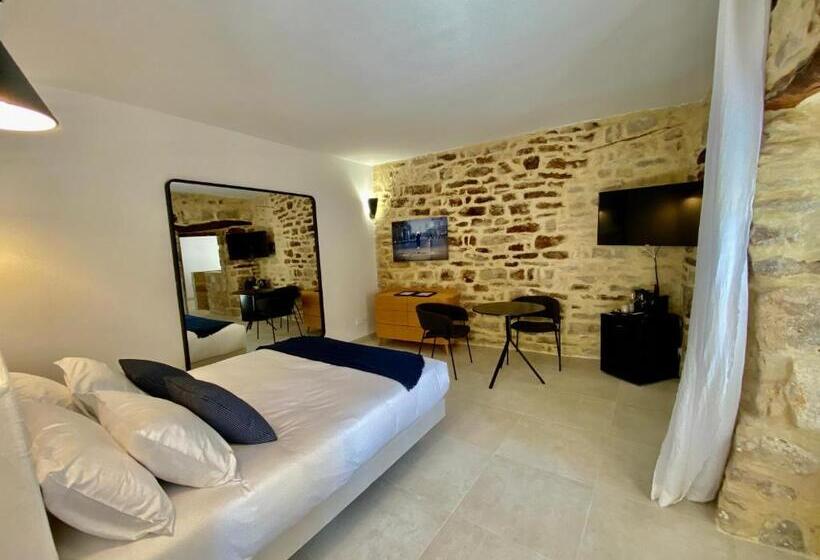 디럭스 스위트 킹 침대, La Maison Des Vendangeurs   Table D Hôtes Le Soir Du Jeudi Au Dimanche  Jacuzzi   Balnéo Spa   Acces