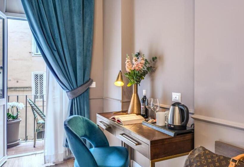 Habitación Deluxe con Balcón, Tree Charme Parliament Boutique