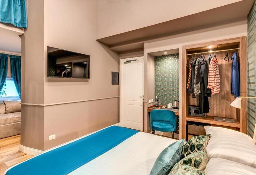 Habitación Triple Deluxe, Tree Charme Parliament Boutique