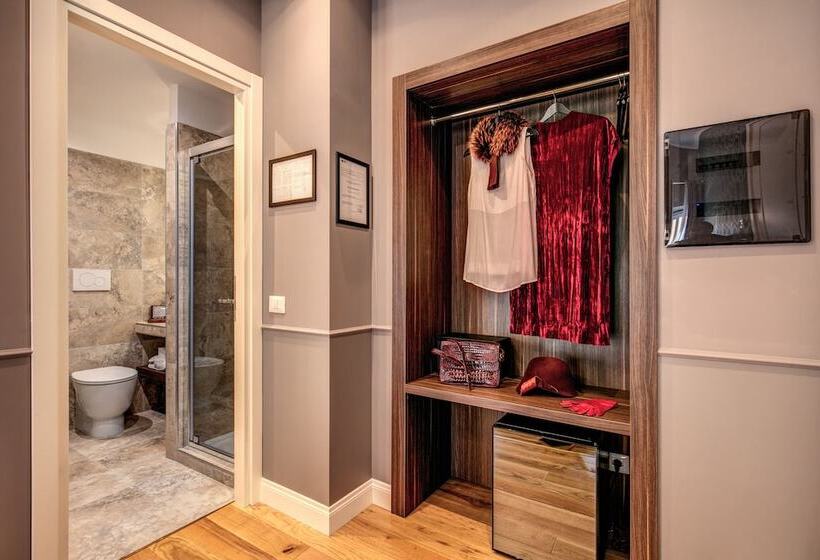 Junior Suite, Tree Charme Parliament Boutique