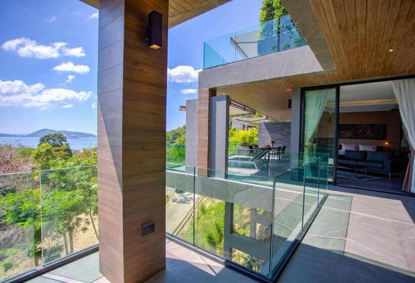 استودیوی استاندارد با چشم‌انداز دریا, Ocean Rock Kalim