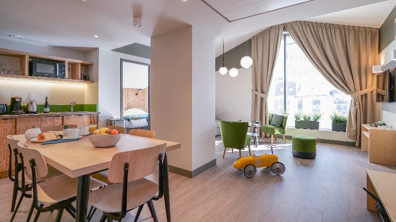 Апартаменты 2 Спальни, Plan B Hotel   Living Chamonix