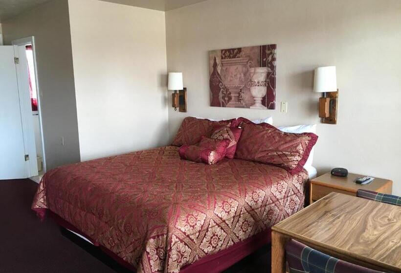 스탠다드 룸 킹사이즈 침대, The Monticello Inn