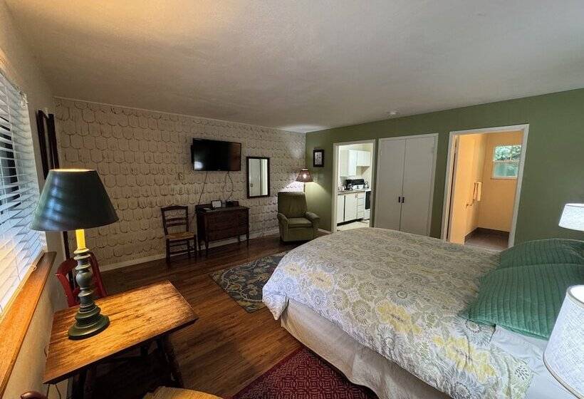 Номер Deluxe, Trinidad Inn