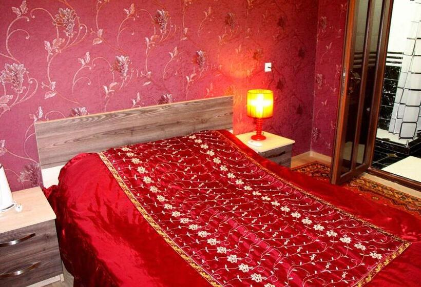 اتاق لوکس, Guest House Andria