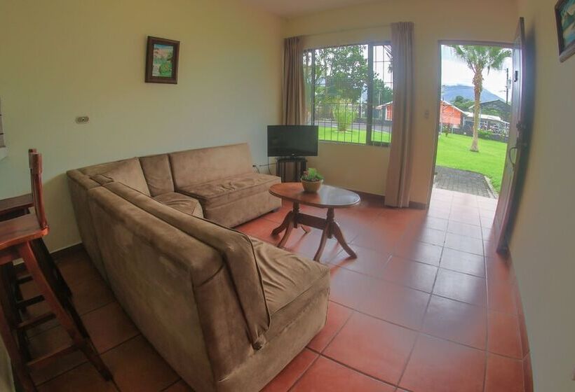 آپارتمان خانوادگی 2 خوابه, Condo S Vista Al Volcan