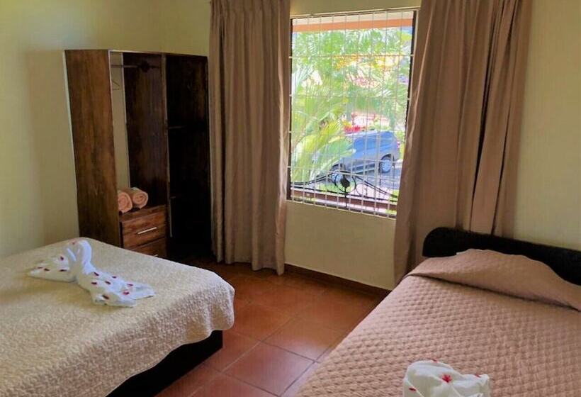 آپارتمان خانوادگی 2 خوابه, Condo S Vista Al Volcan