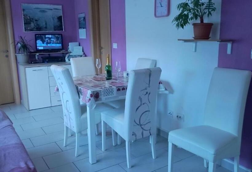 Апартаменты 1 Спальня Вид на Море, Villa Paladina