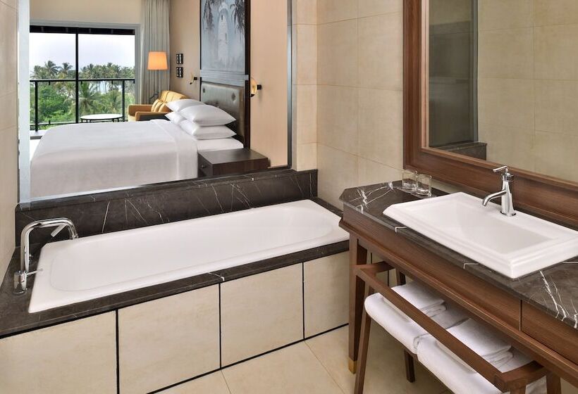 Номер Deluxe Вид на Сад, Sheraton Kosgoda Turtle Beach Resort