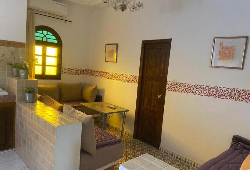 Апартаменты 2 Спальни, Riad Salt River