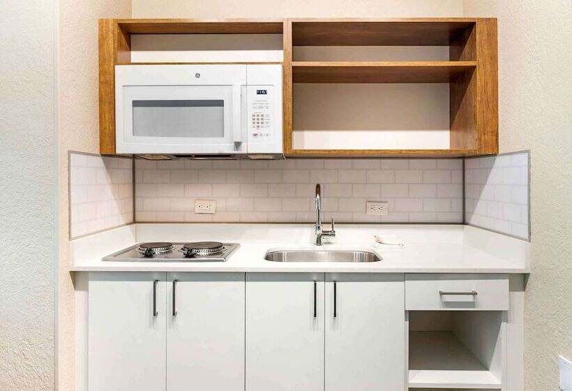 Студия Deluxe, Extended Stay America Premier Suites  Fort Lauderdale  Cypress Creek  Park North