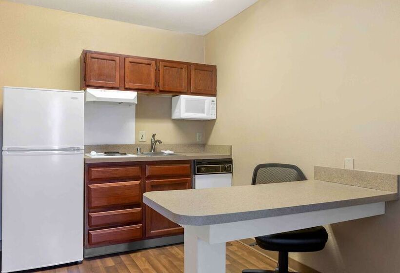 Студия Deluxe, Extended Stay America Select Suites   Phoenix   Airport   E Oak St