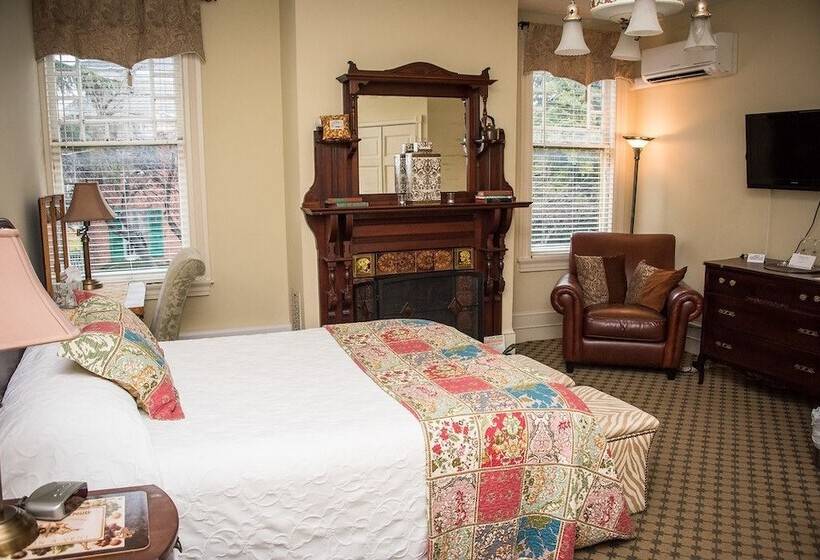 Номер Стандарт, Vandiver Inn