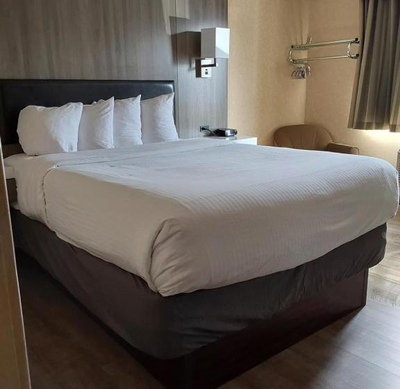 اتاق سوپریور با تخت بزرگ, Lavissh Inn & Suites