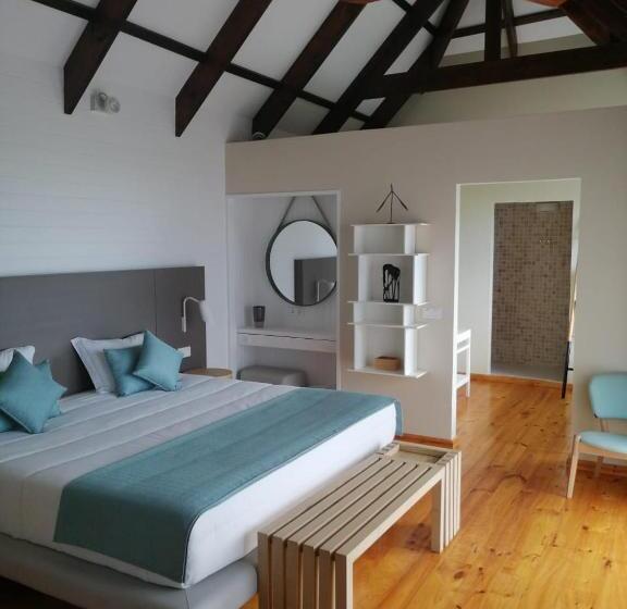 بانگلوی استاندارد با چشم‌انداز دریا, Montebelo Milibangalala Bay Resort