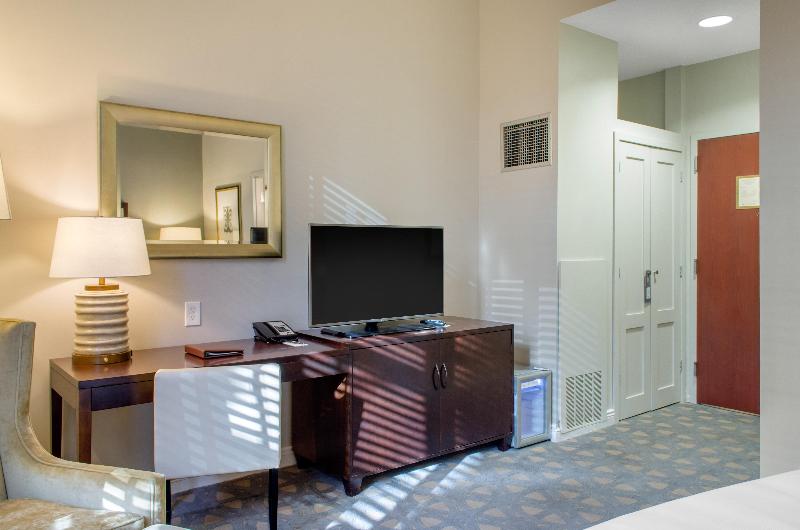 프리미엄 룸, Omni Riverfront New Orleans