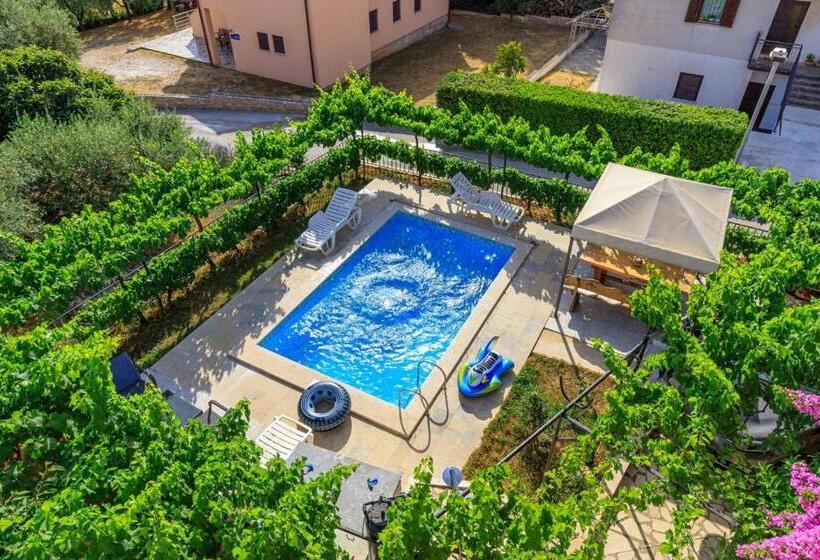 آپارتمان 1 خوابه, Apartments Slavko