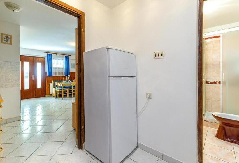 آپارتمان 1 خوابه, Apartments Slavko