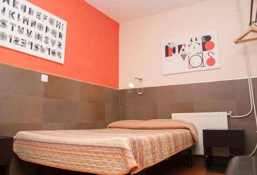 Номер Стандарт, Be Ramblas Guest House